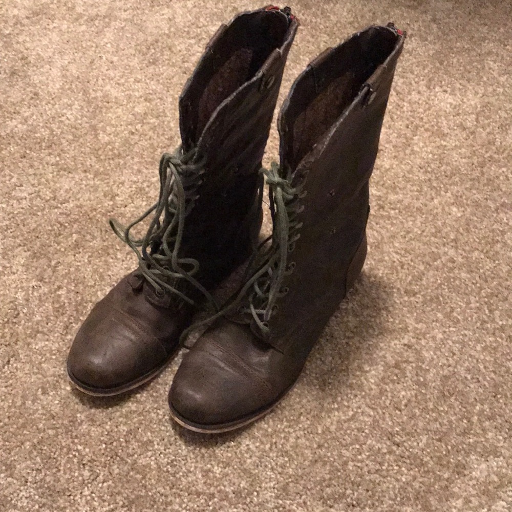 Madden Girl Lace up boots